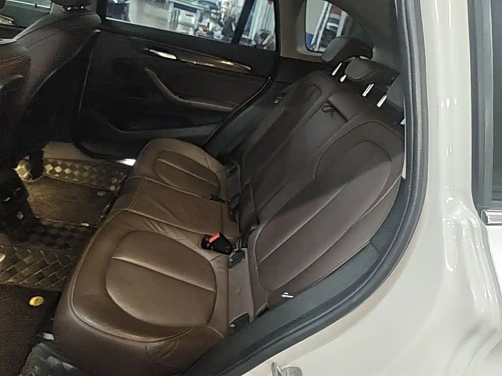 BMW X1 2017 — фото 17