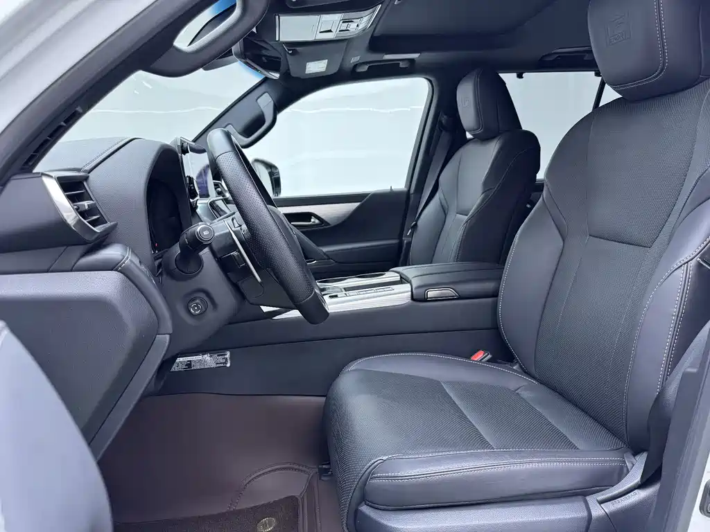 Lexus LX 2025 — фото 16