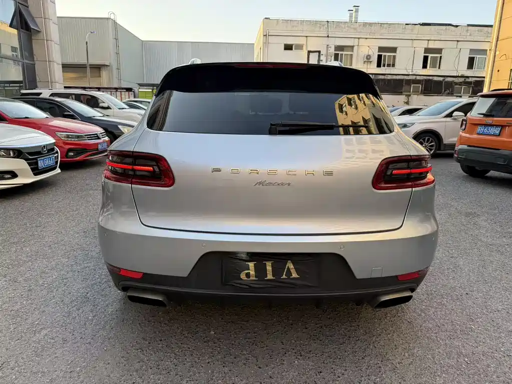 Porsche Macan 2014 — фото 10