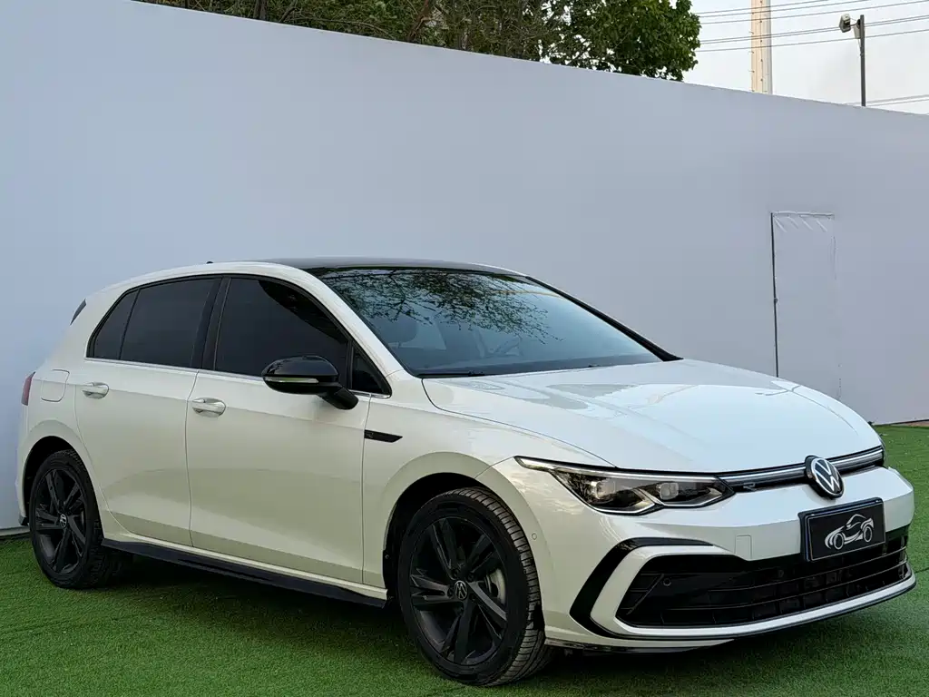 Volkswagen Golf 2023
