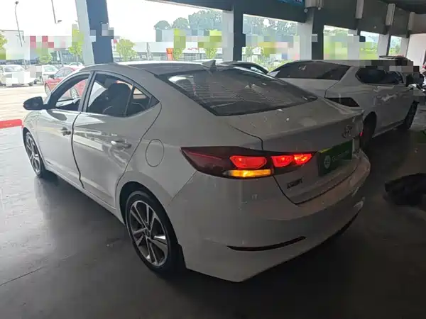 Hyundai Celesta 2017