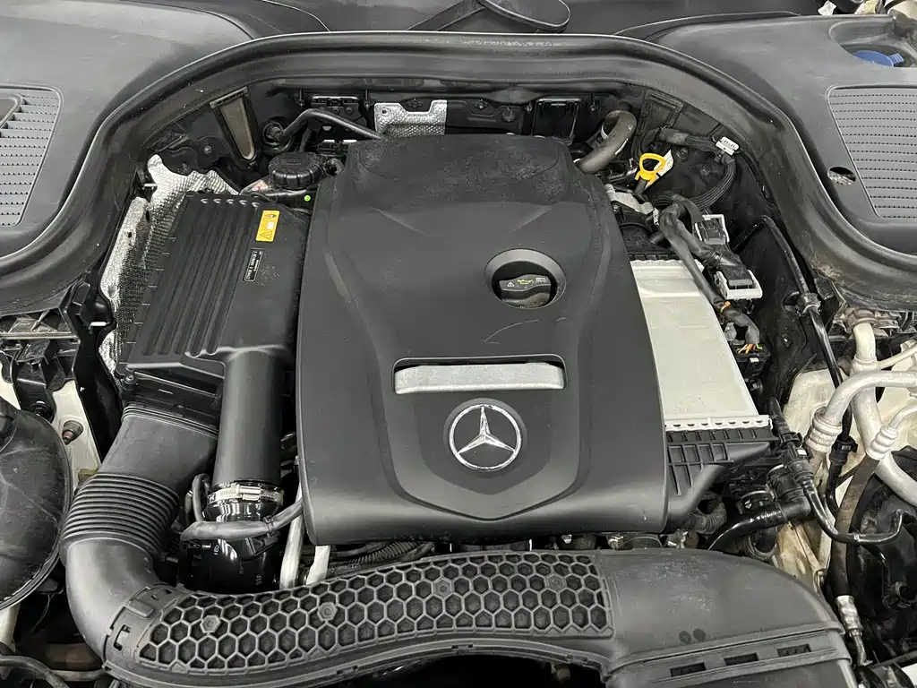 Mercedes-Benz GLC 2017 — фото 19