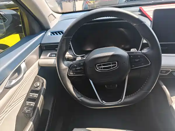 Geely Xingrui 2022