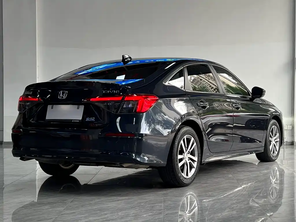 Honda Civic 2023 — фото 4