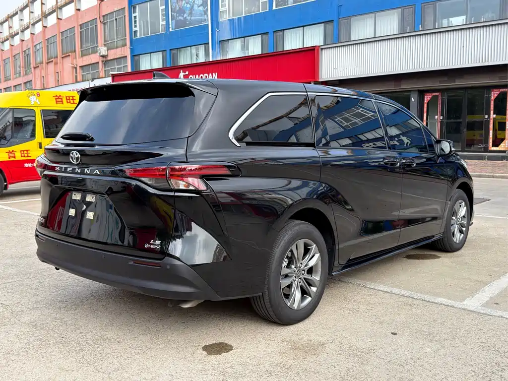 Toyota Sienna 2026 — фото 14