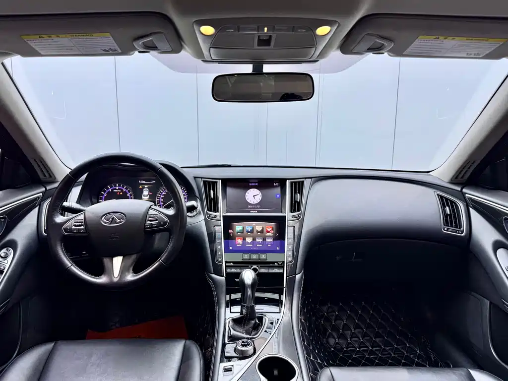Infiniti Q50L 2017 — фото 17