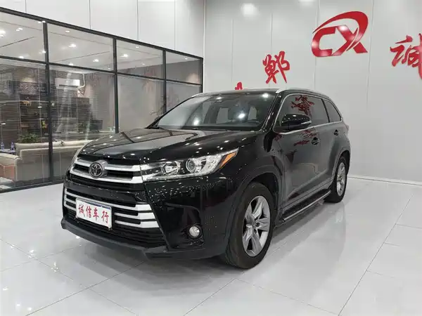 Toyota Highlander 2021