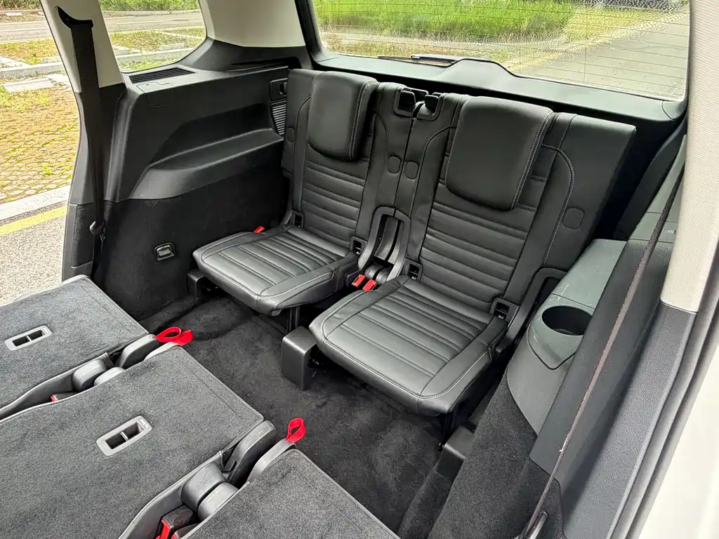 Volkswagen Touran 2019 — фото 17
