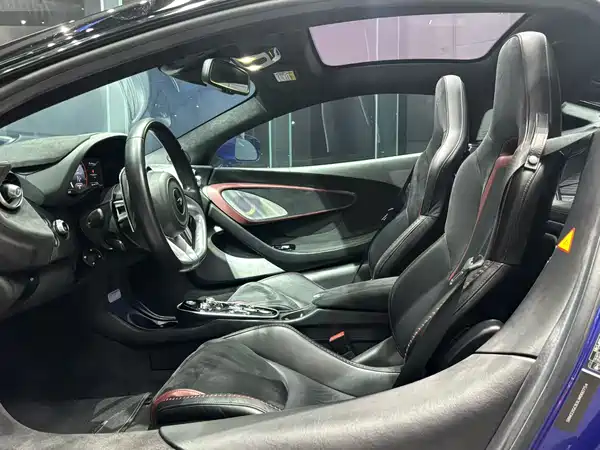 McLaren GT 2019