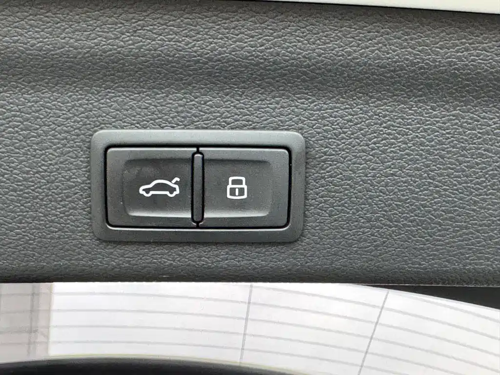 Audi Q3 2022 — фото 21