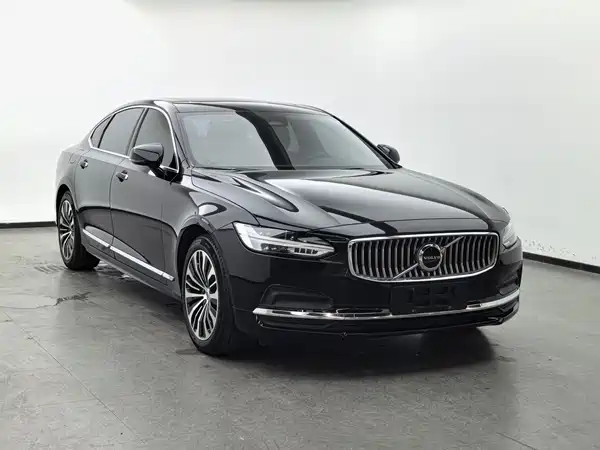 Volvo S90 2022