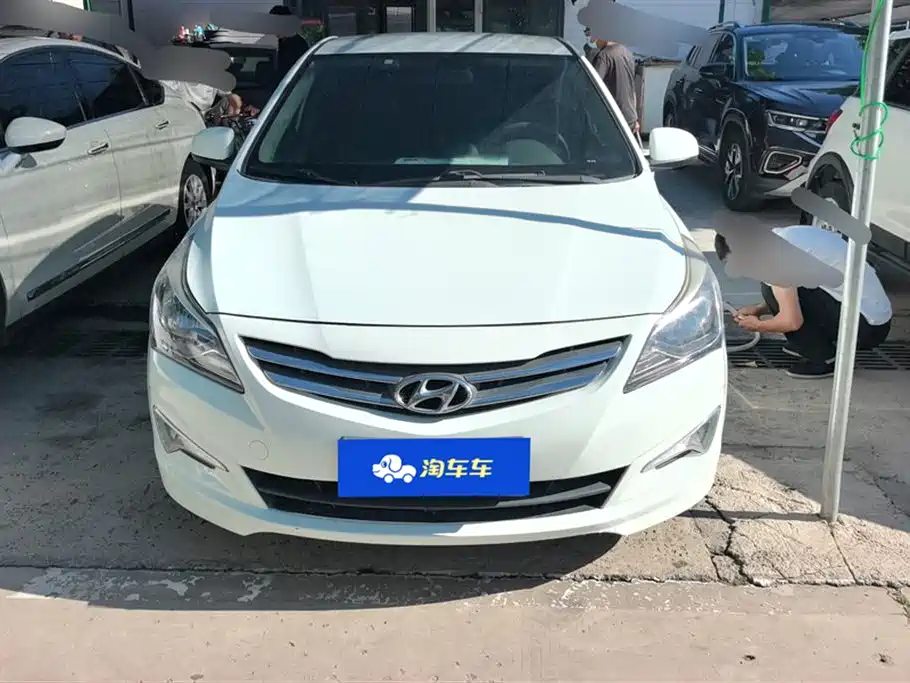 Hyundai Verna 2016 — фото 2