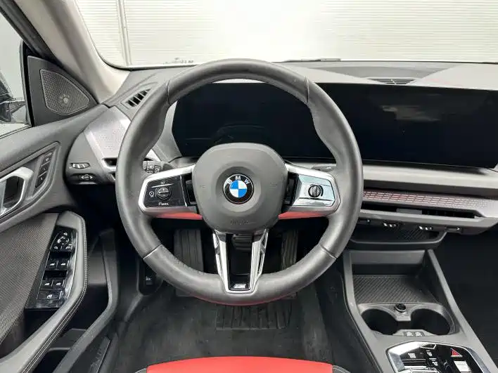 BMW 2 Series 2025 — фото 17