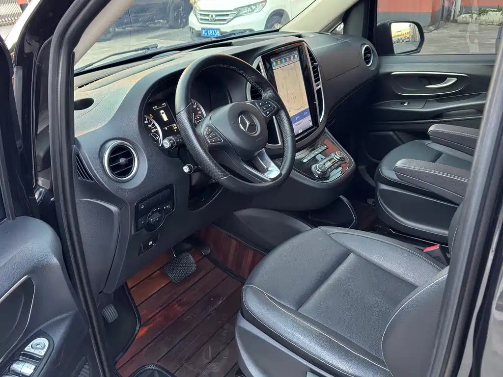 Mercedes-Benz Vito 2018 — фото 16