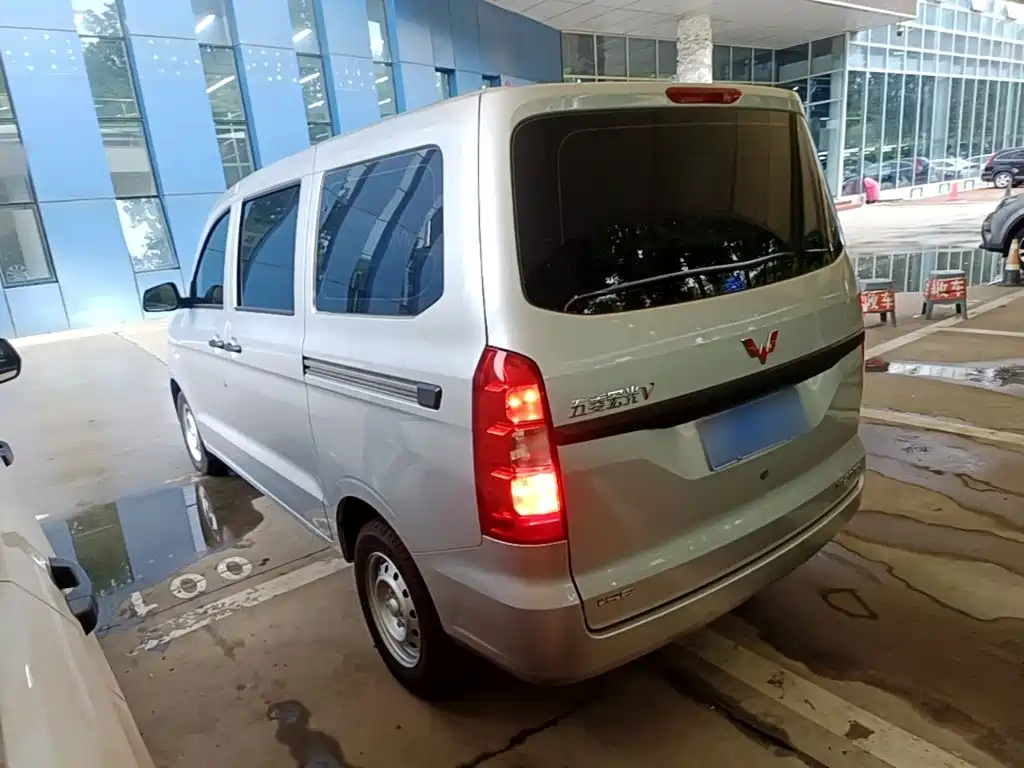 Wuling Hongguang V 2025 — фото 5