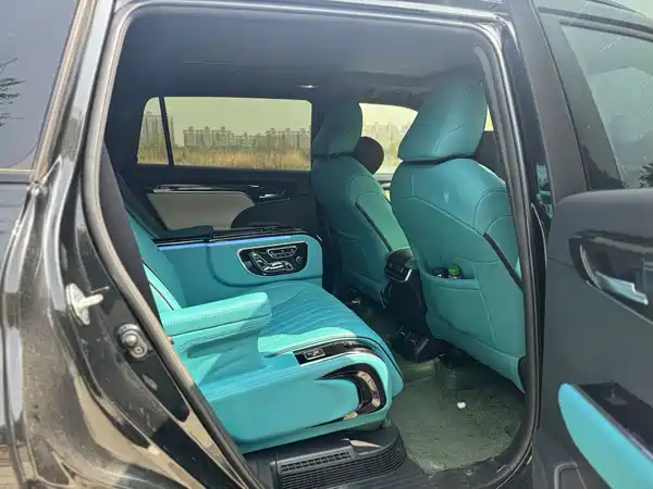 Toyota Crown Kluger 2023