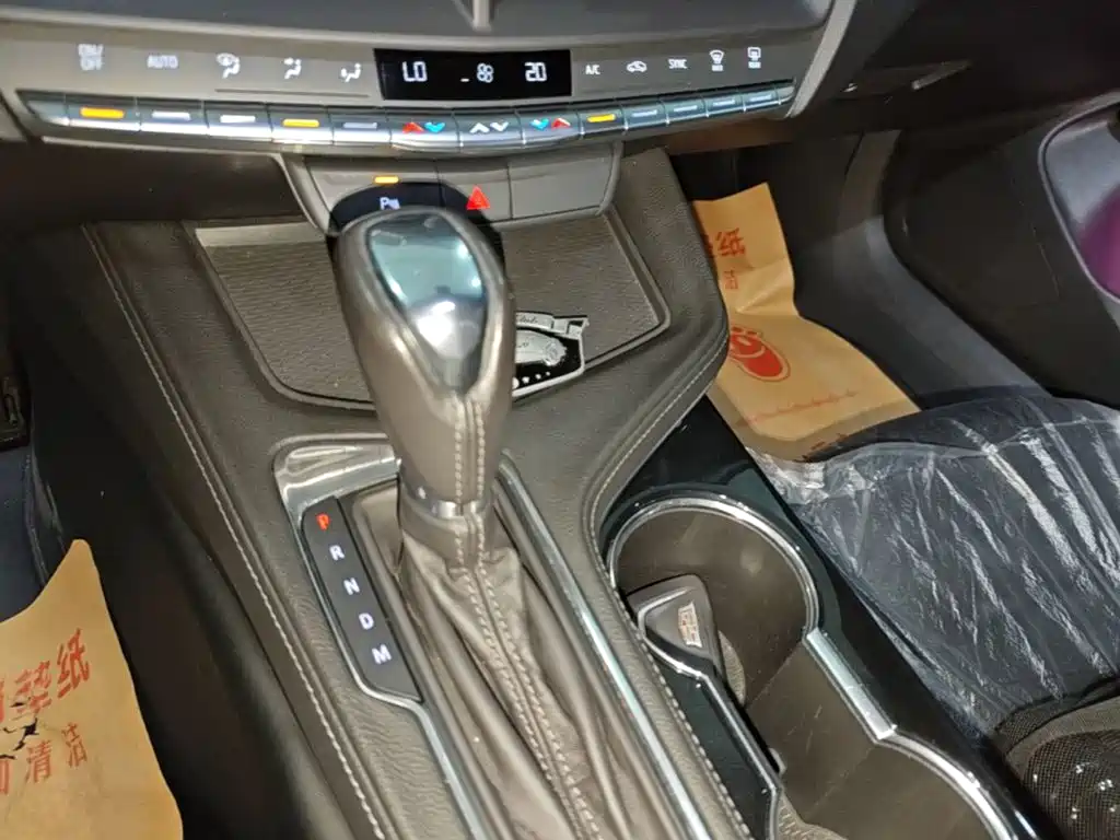 Cadillac CT4 2020 — фото 14