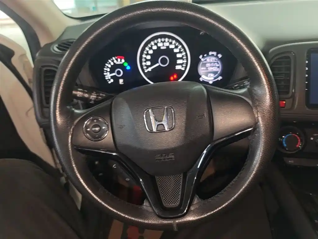 Honda Vezel 2016 — фото 11