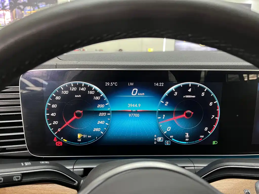 Mercedes-Benz GLE 2020 — фото 19