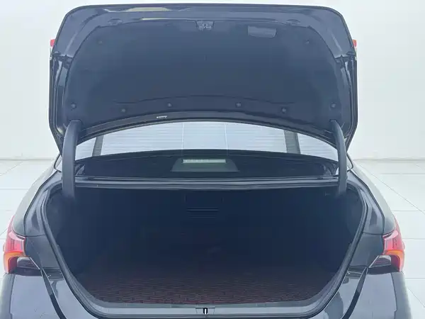 Toyota Avalon 2022