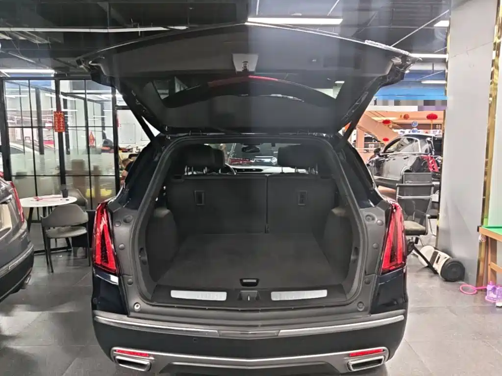 Cadillac XT5 2022 — фото 19