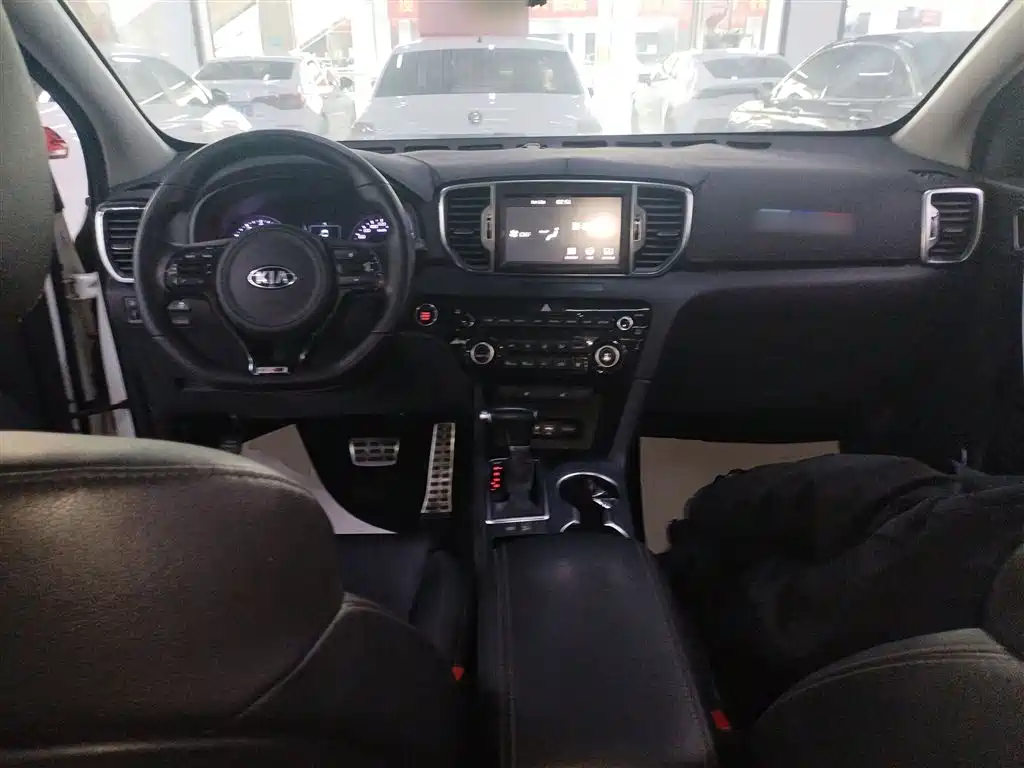 Kia KX5 2017 — фото 6