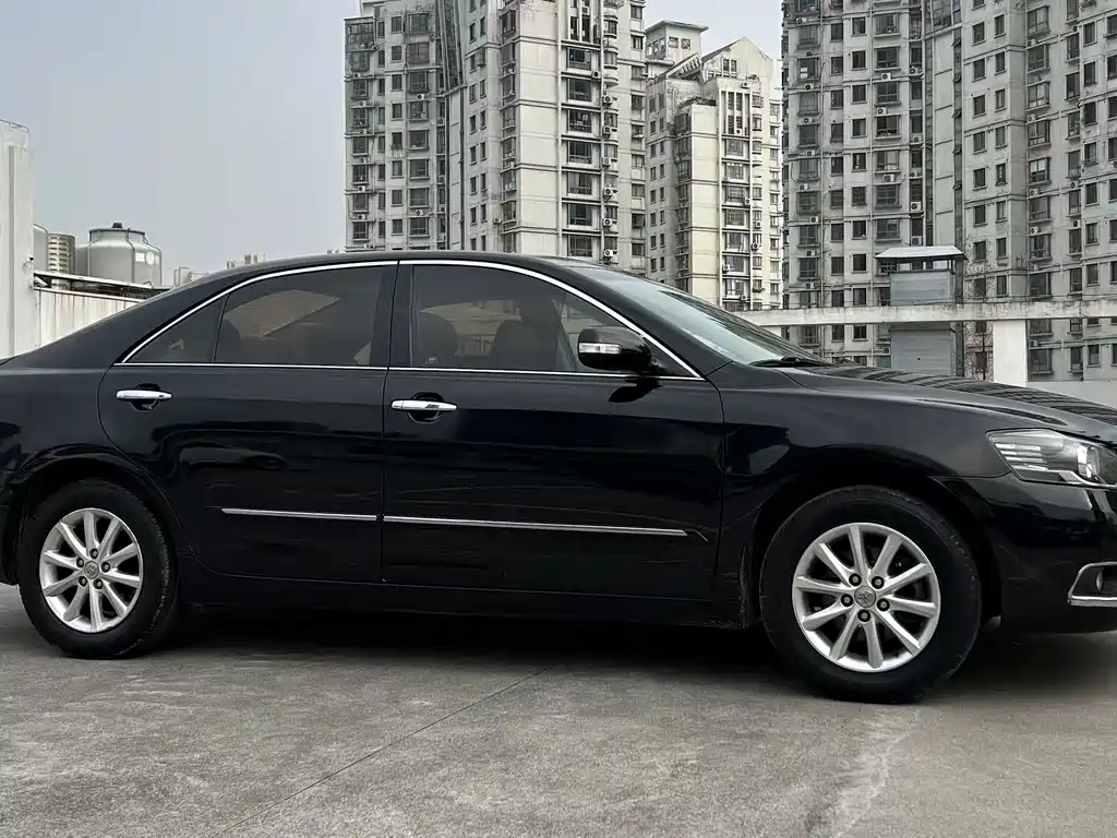 Toyota Camry 2014 — фото 11