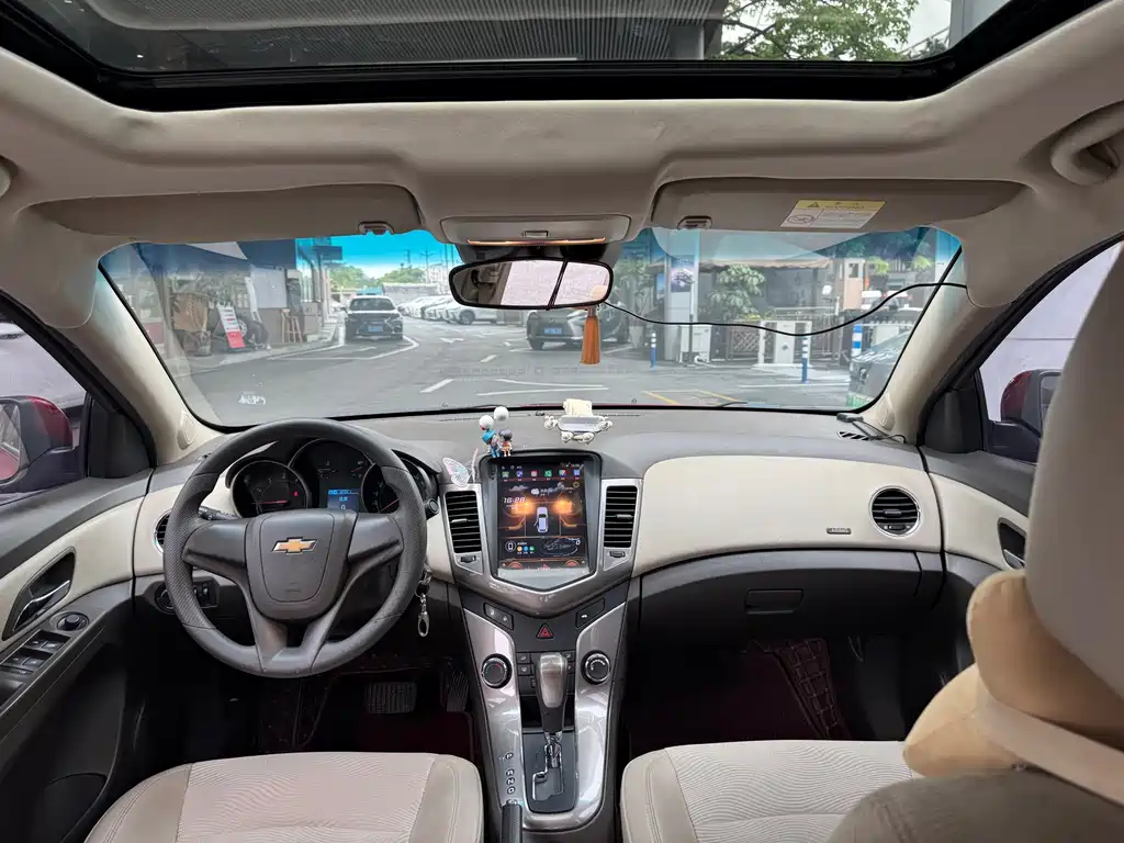 Chevrolet Cruze 2015 — фото 11