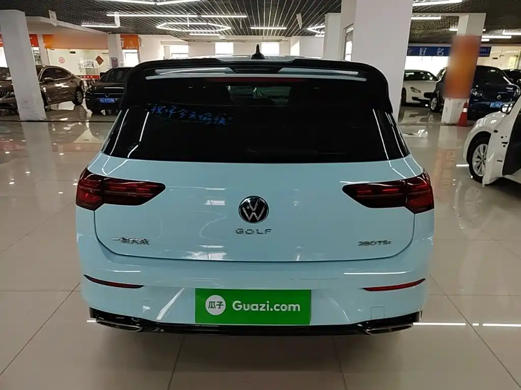 Volkswagen Golf 2024