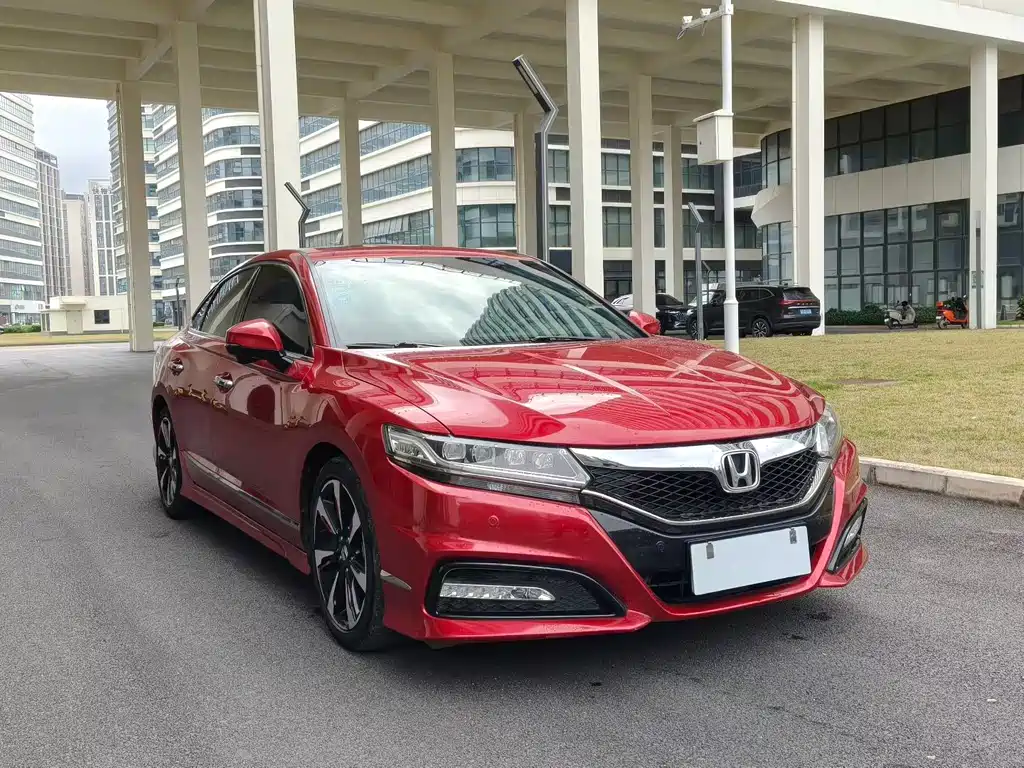 Honda Spirior 2015 — фото 3