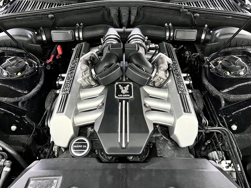 Rolls-Royce Phantom 2011 — фото 19