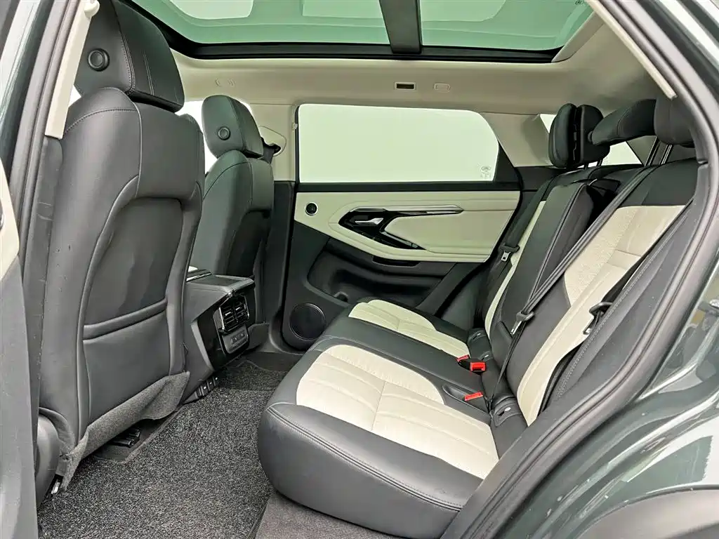 Land Rover Evoque 2022 — фото 18