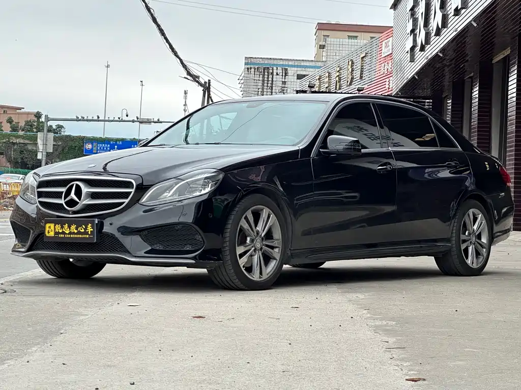 Mercedes-Benz E-Class 2015 — фото 1