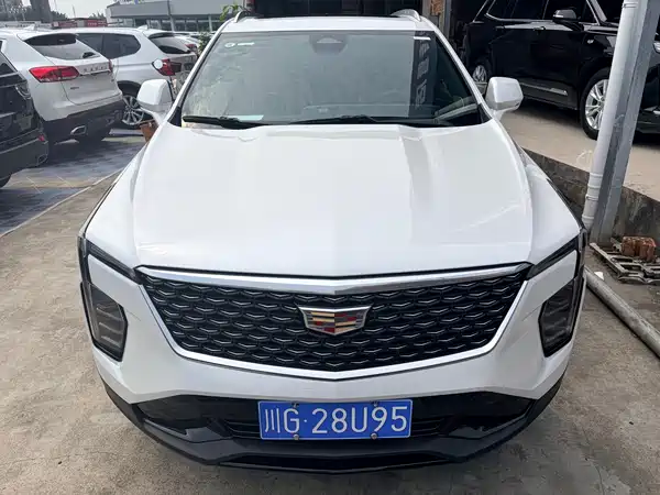Cadillac XT4 2025