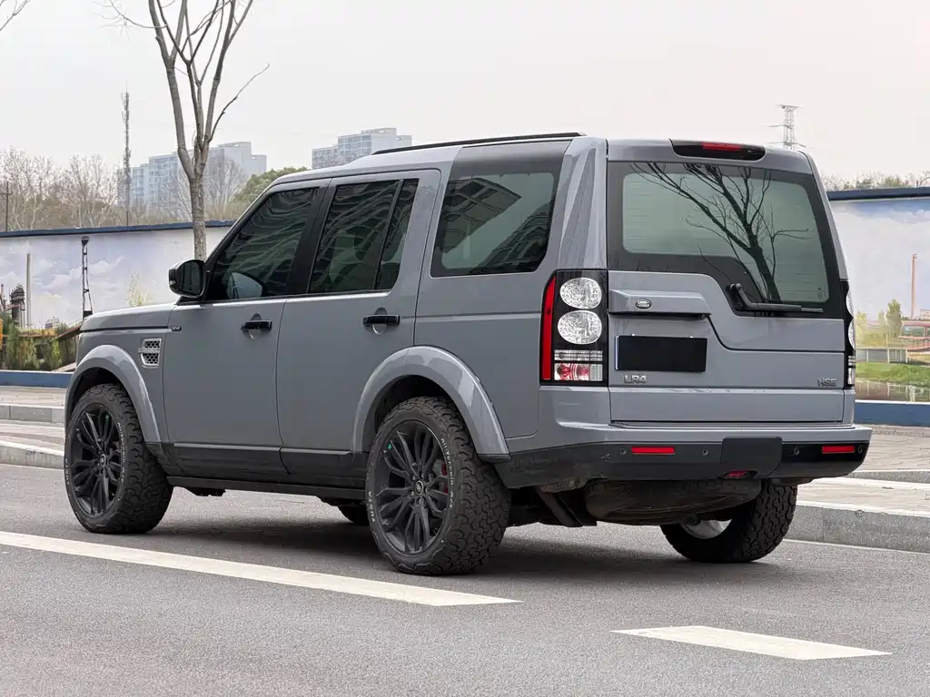 Land Rover Discovery 2016 — фото 4