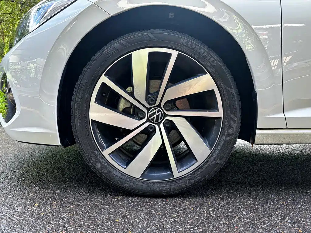 Volkswagen Sagitar 2025