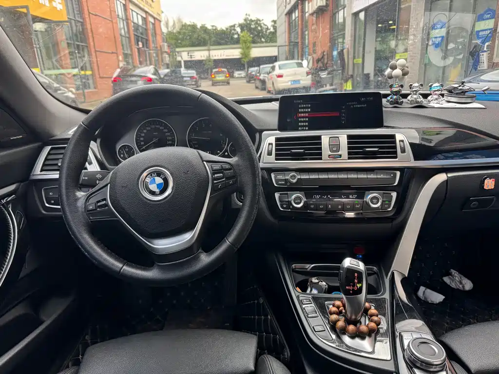 BMW 3 Series GT 2018 — фото 6