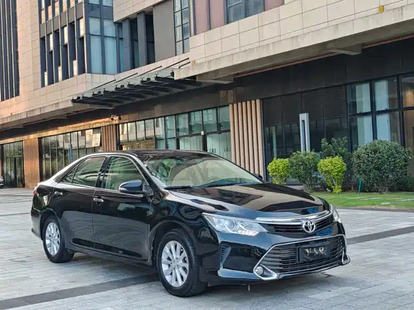 Toyota Camry 2015
