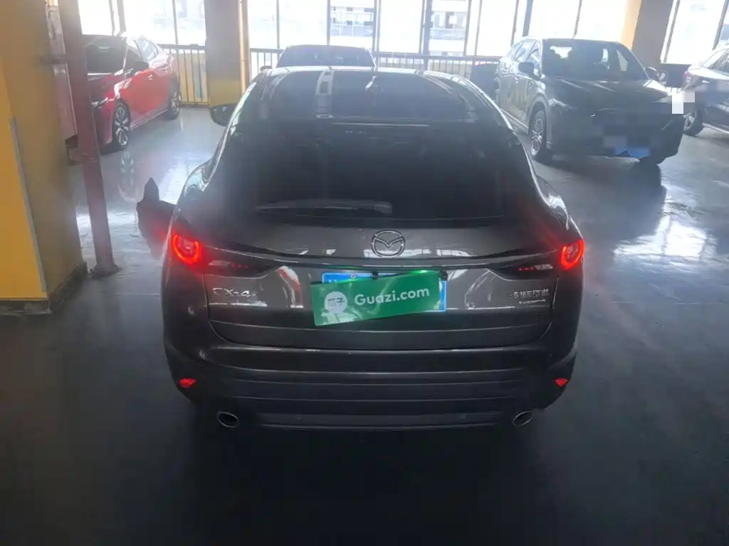 Mazda CX-4 2021