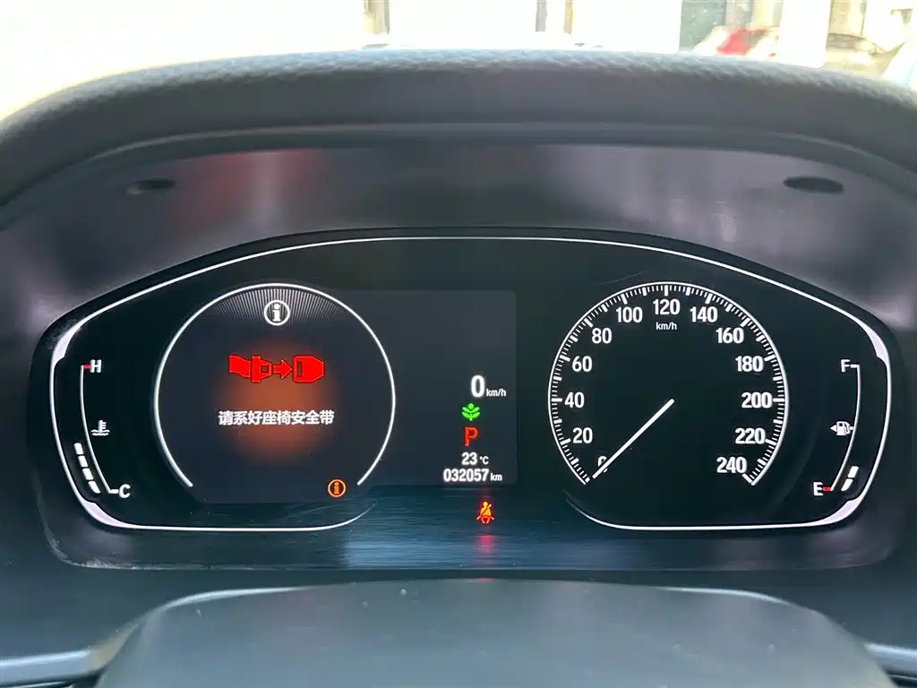 Honda Accord 2022 — фото 13