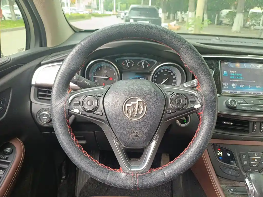 Buick Envision Plus 2016 — фото 6