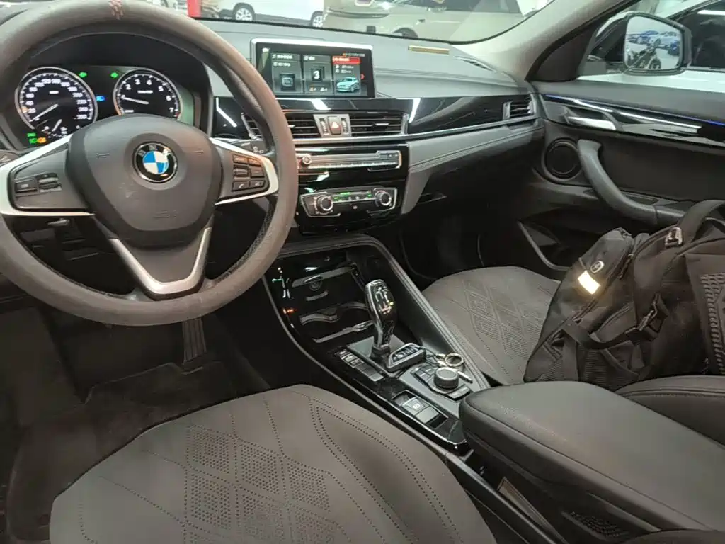 BMW X2 2019 — фото 14