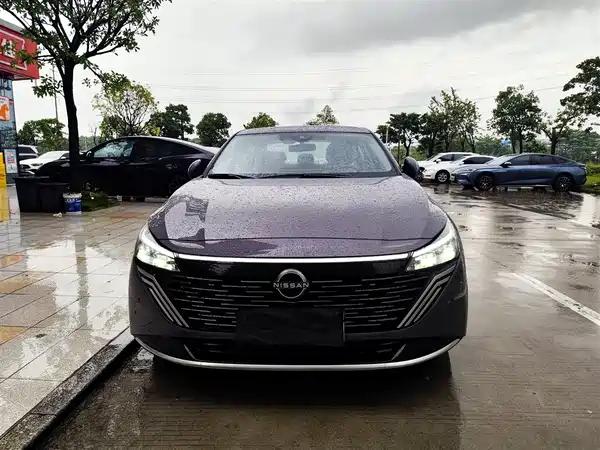 Nissan Teana 2025