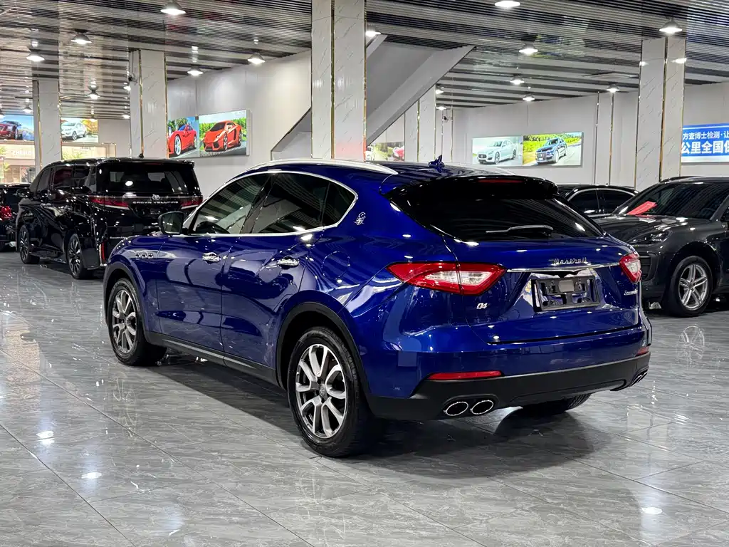 Maserati Levante 2019 — фото 14