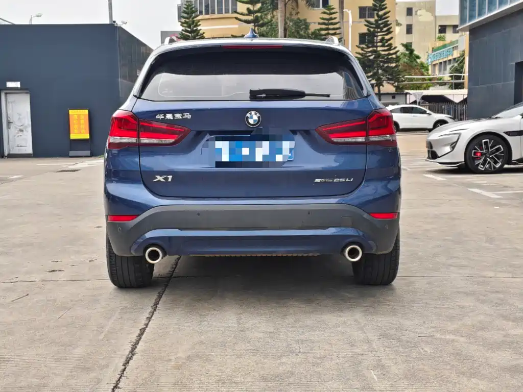BMW X1 2021 — фото 6