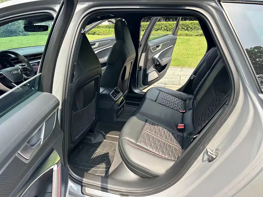Audi RS 6 2024