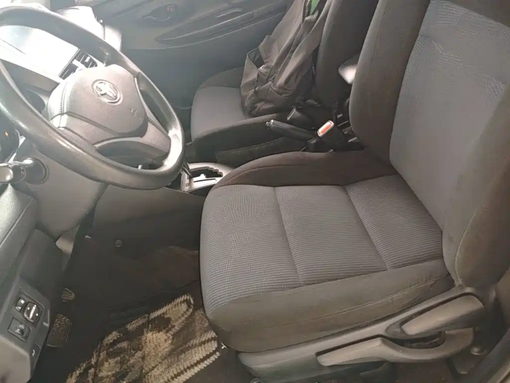 Toyota Yaris L 2019 — фото 15
