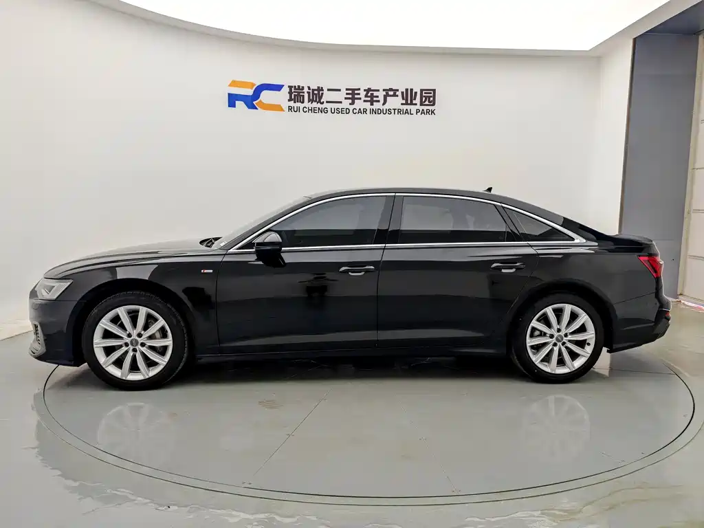 Audi A6L 2021