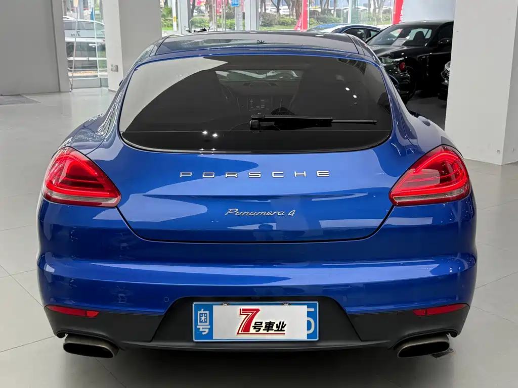 Porsche Panamera 2016 — фото 13