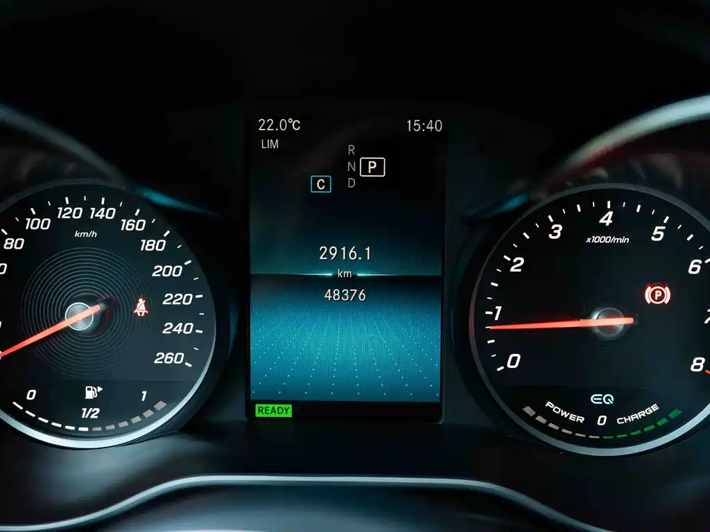 Mercedes-Benz C-Class 2019 — фото 13